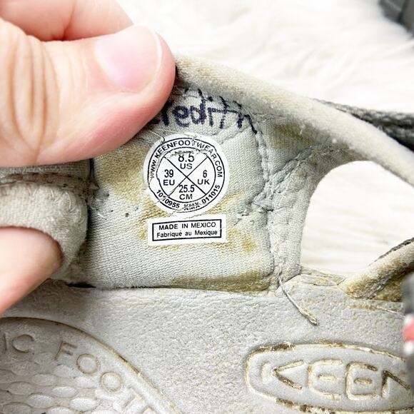 Keen 8.5 Womens Gray Coral Pink Newport H2 Strappy Walking Hiking Sandals - Picture 14 of 16